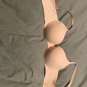 Victoria Secret wide band bra